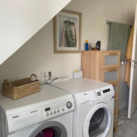 아파트 Cozy Attic In 바슈타이너